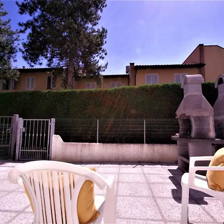 Villetta Climatizzata Con Terrazzo Vivibile Eden 6 Hébergement de vacances Lido di Pomposa