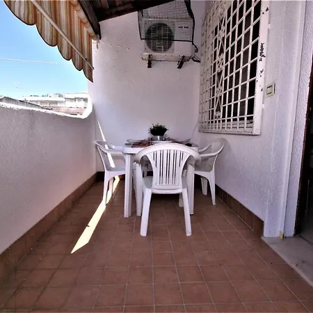 Villetta Climatizzata Con Terrazzo Vivibile Eden 6 Hébergement de vacances Lido di Pomposa